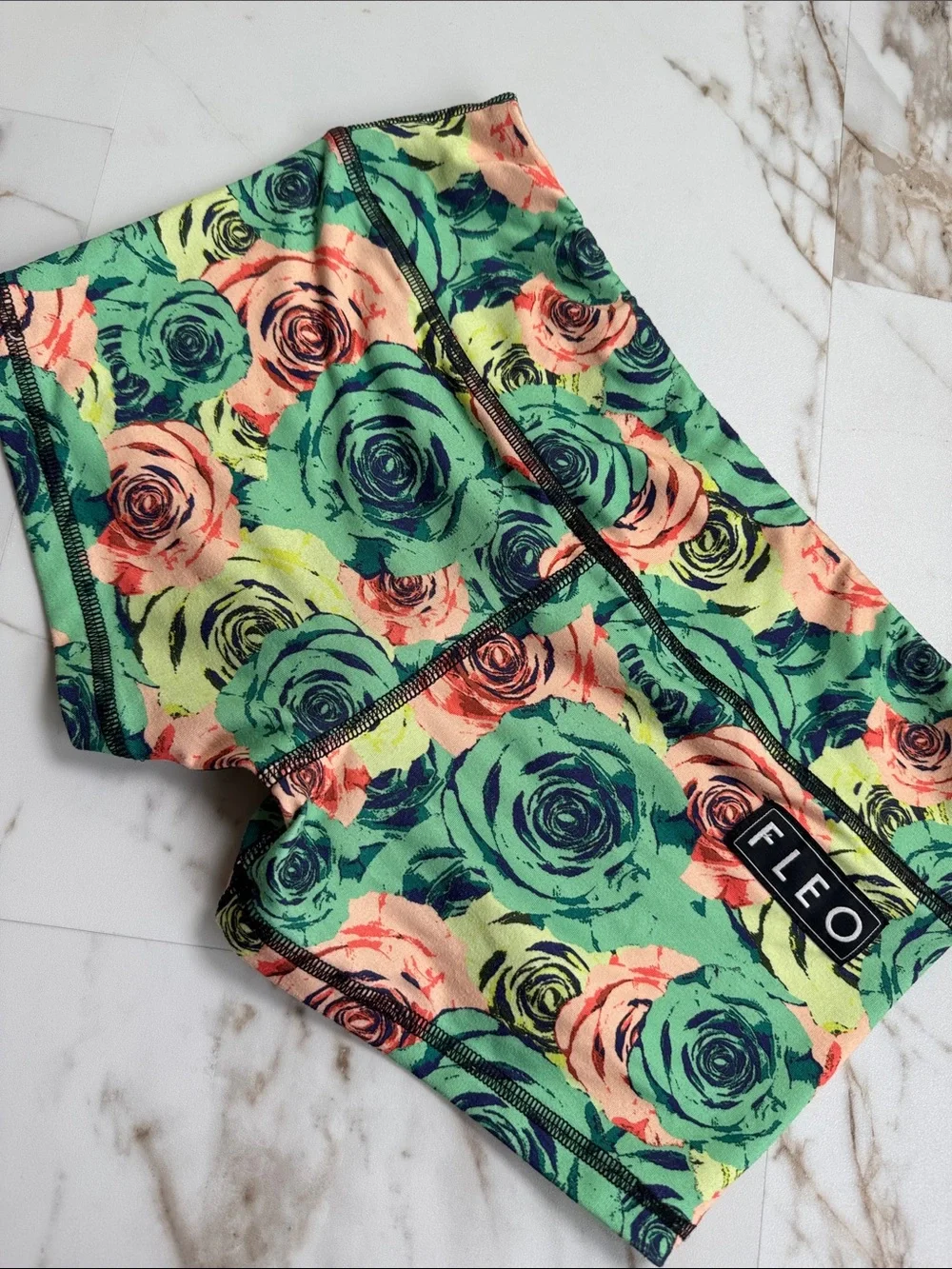 Fleo All Over Print Roses Micro Workout Shorts Sz M Crossfit Run bright